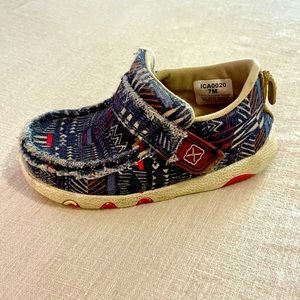 Twisted X Infant Driving Moc Size 7M